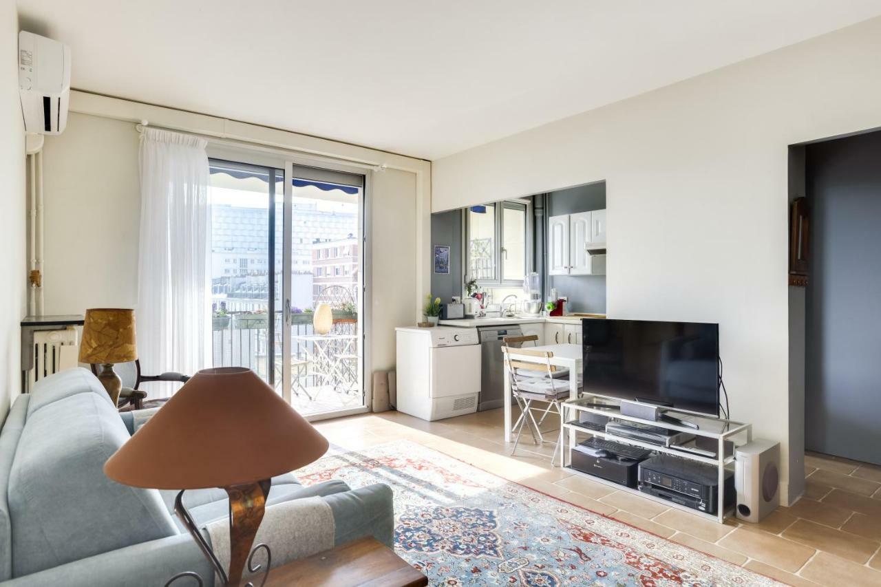Charming Apartment With Terrace By Weekome París Exterior foto