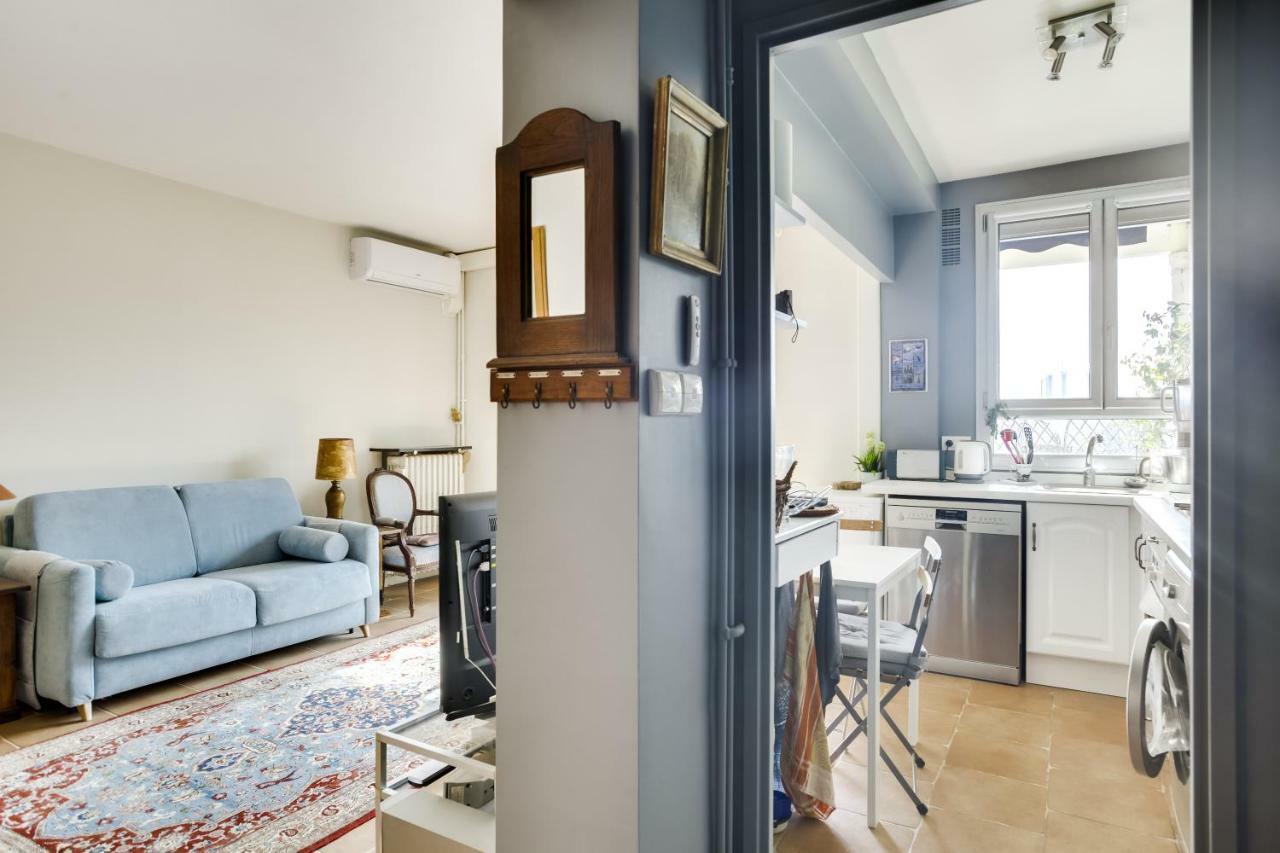 Charming Apartment With Terrace By Weekome París Exterior foto
